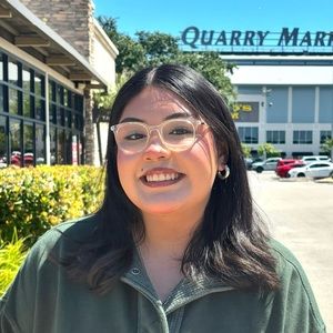 Meet your Posher, Isabella